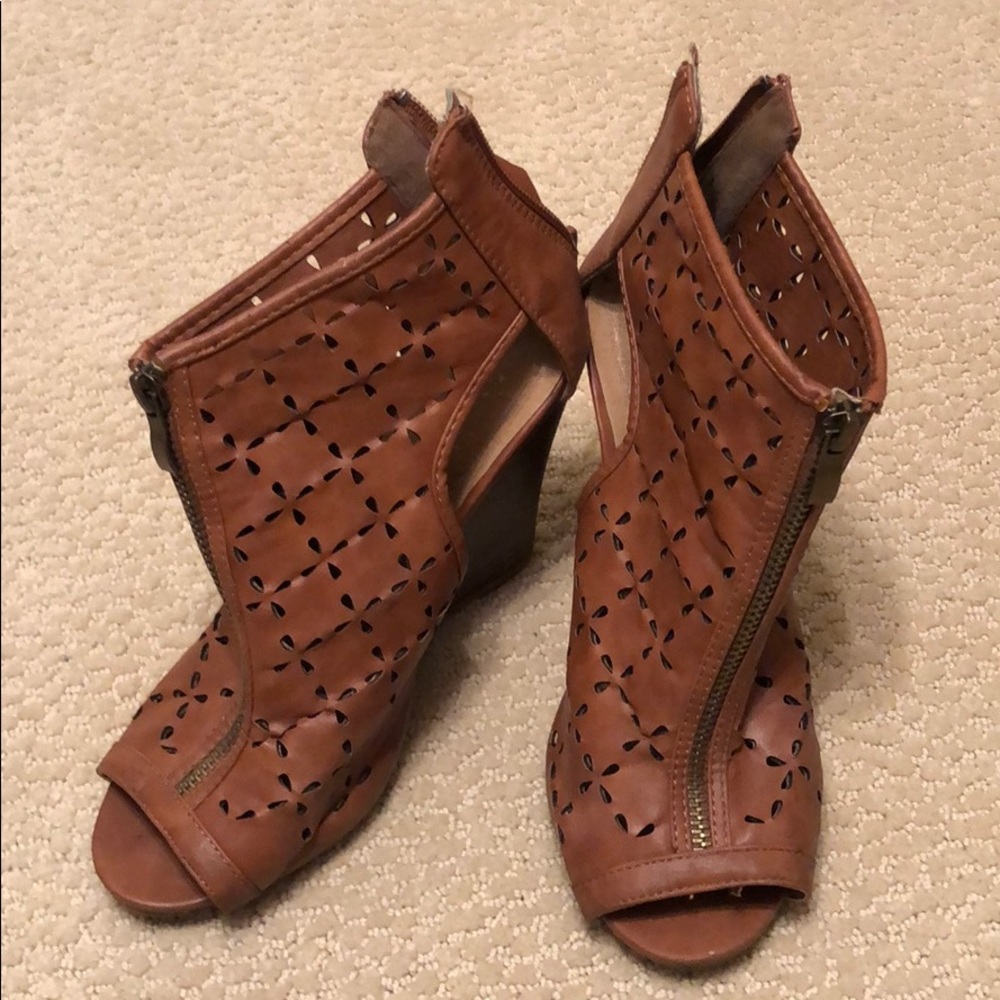 Alter’d state size 7.5 wedges